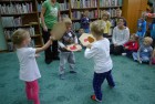 Orzeszki w Bibliotece